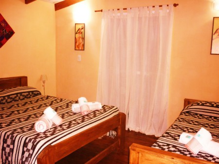 bungalows , dormís para tres personas 